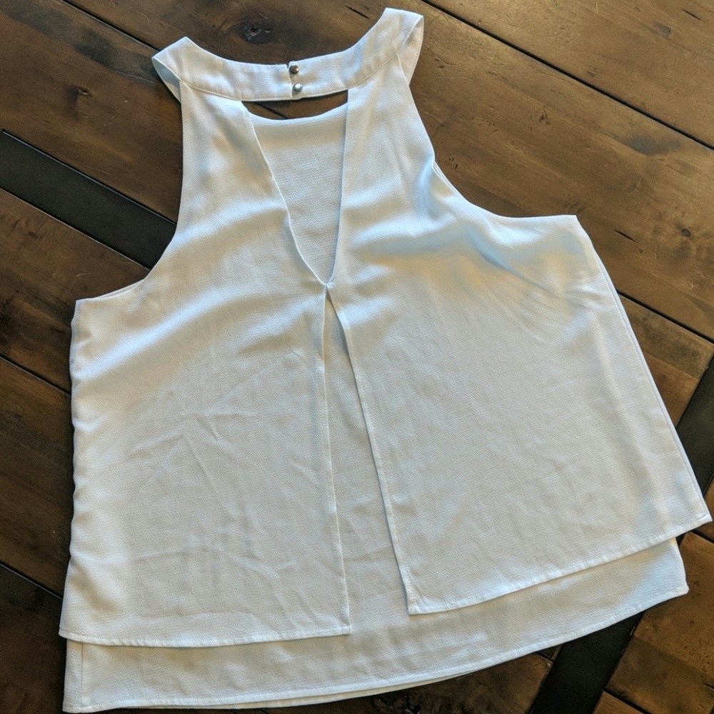 White Flowy Tank Top - Picture 3 of 8